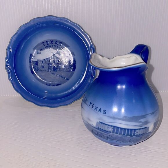 Vintage Texas Cobalt Blue The Alamo Saucer And Texas Landmarks Creamer Pitcher - Picture 3 of 15